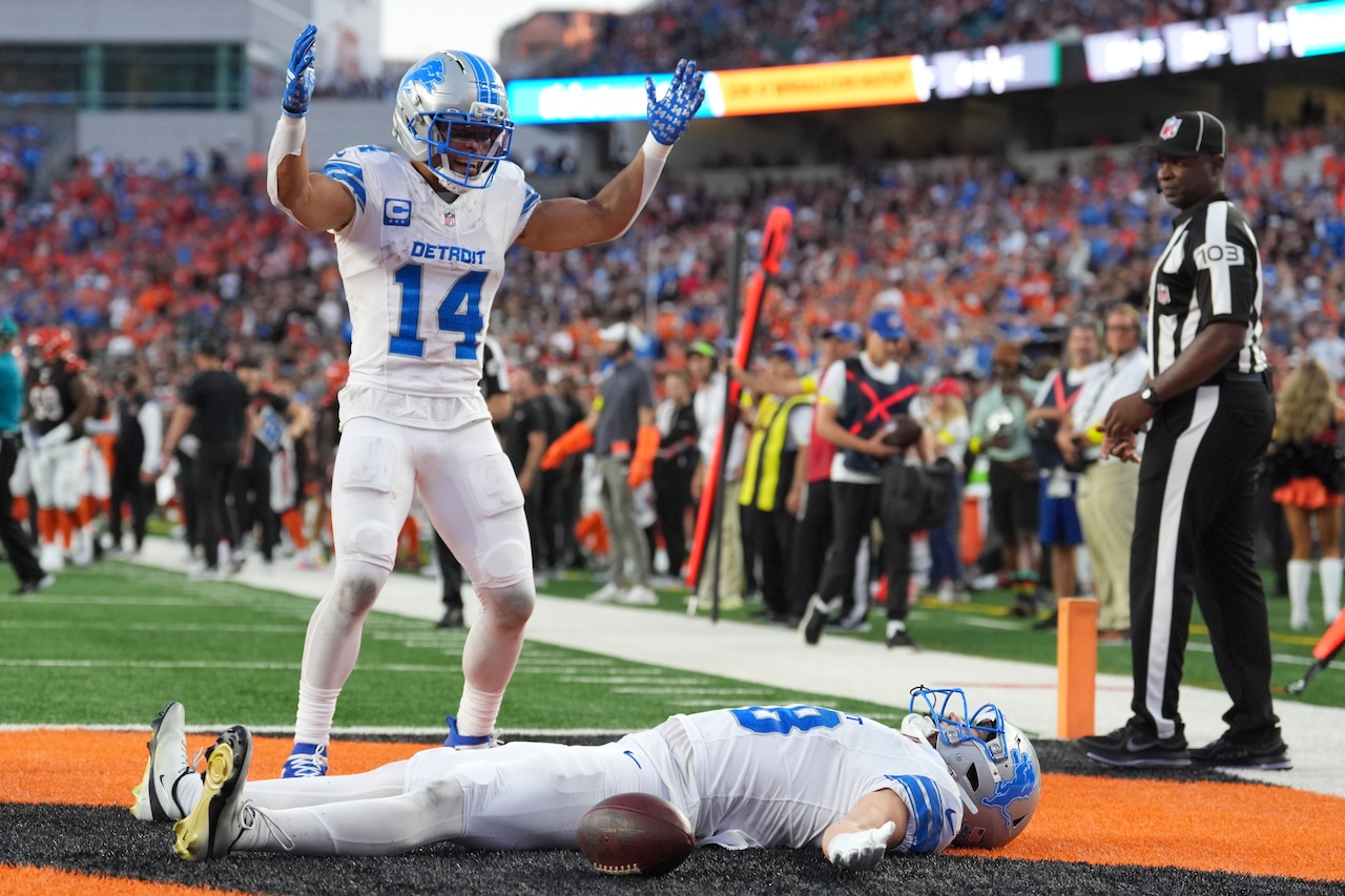 Jared Goff and Amon-Ra St. Brown continue to raise the bar for red-hot Lions