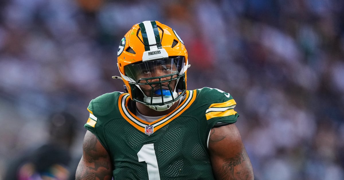 Green Bay Packers star Micah Parsons rants on one-sided officiating, tush push
