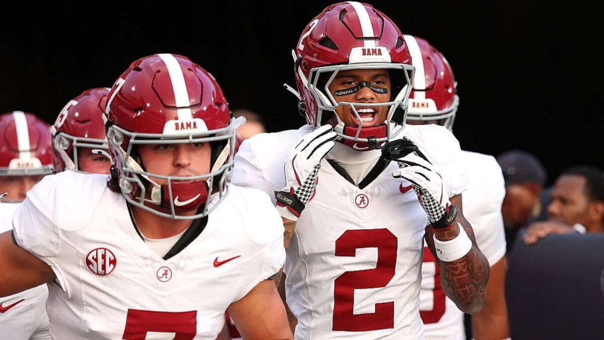 College football picks: Predictions, odds for key top 25 games in Week 8