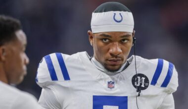 With NFL trade deadline looming, QB market remains quiet despite big names on the bench