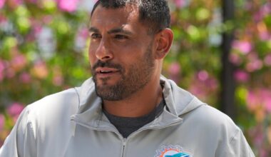 Prosecutors drop charges against Dolphins assistant coach Ryan Crow in domestic battery case