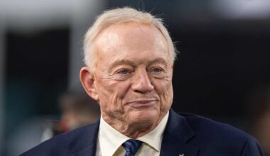 NFL fines Cowboys owner Jerry Jones $250K for obscene gesture toward fans during win over Jets