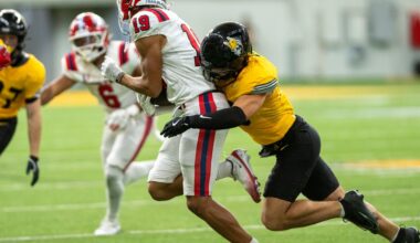 Vandals return for a homecoming clash with Bears