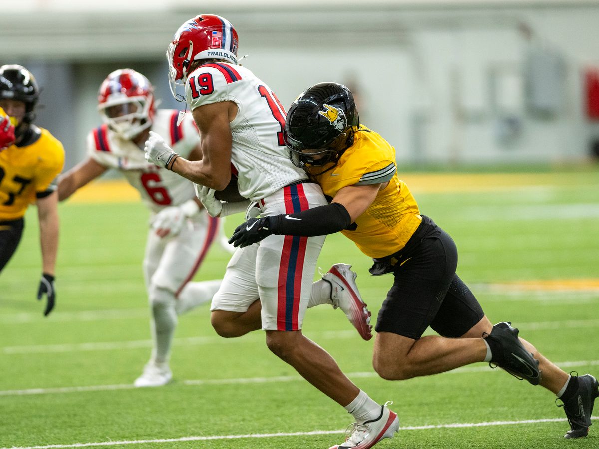 Vandals return for a homecoming clash with Bears