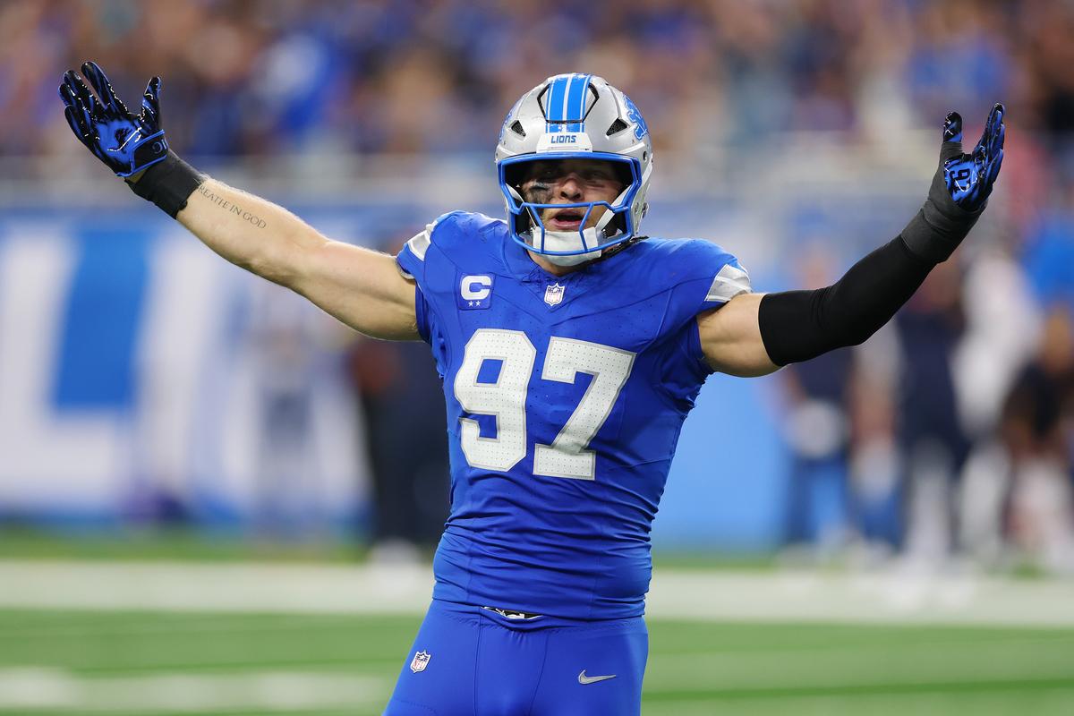 Detroit Lions Extend Aidan Hutchinson For 4 years