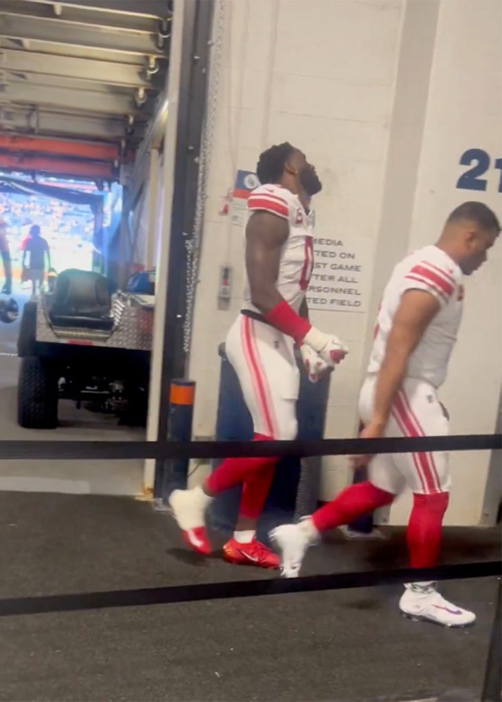 Giants linebacker Brian Burns (#0) was furious after the team's devastating loss to the Broncos, 33-32, in Denver on Sunday, October 19, 2025. 