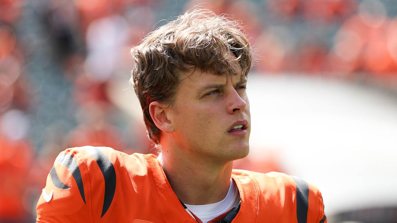 Bengals QB Joe Burrow suffers toe injury vs. Jaguars; Jake Browning leads wild win