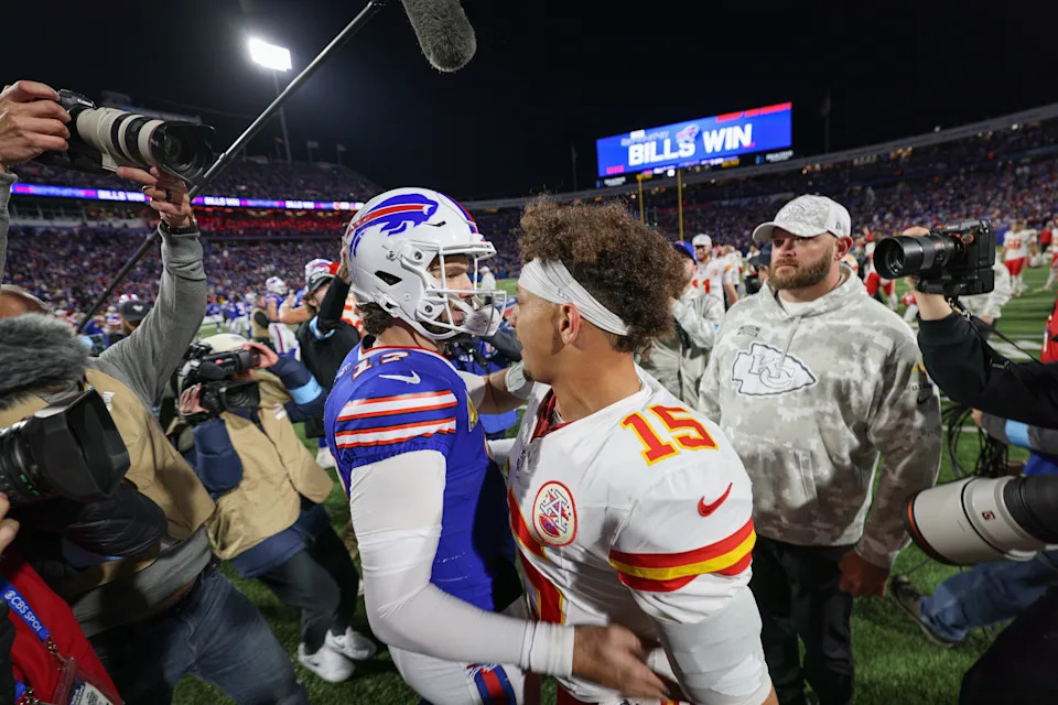 ORCHARD PARK, NEW YORK - NOVEMBER 17: Josh Allen #17 of the Buffalo Bills and Patrick Mahomes #15 of the Kansas City Chiefs embrace after a game at Highmark Stadium on November 17, 2024 in Orchard Park, New York. (Photo by Bryan Bennett/Getty Images)