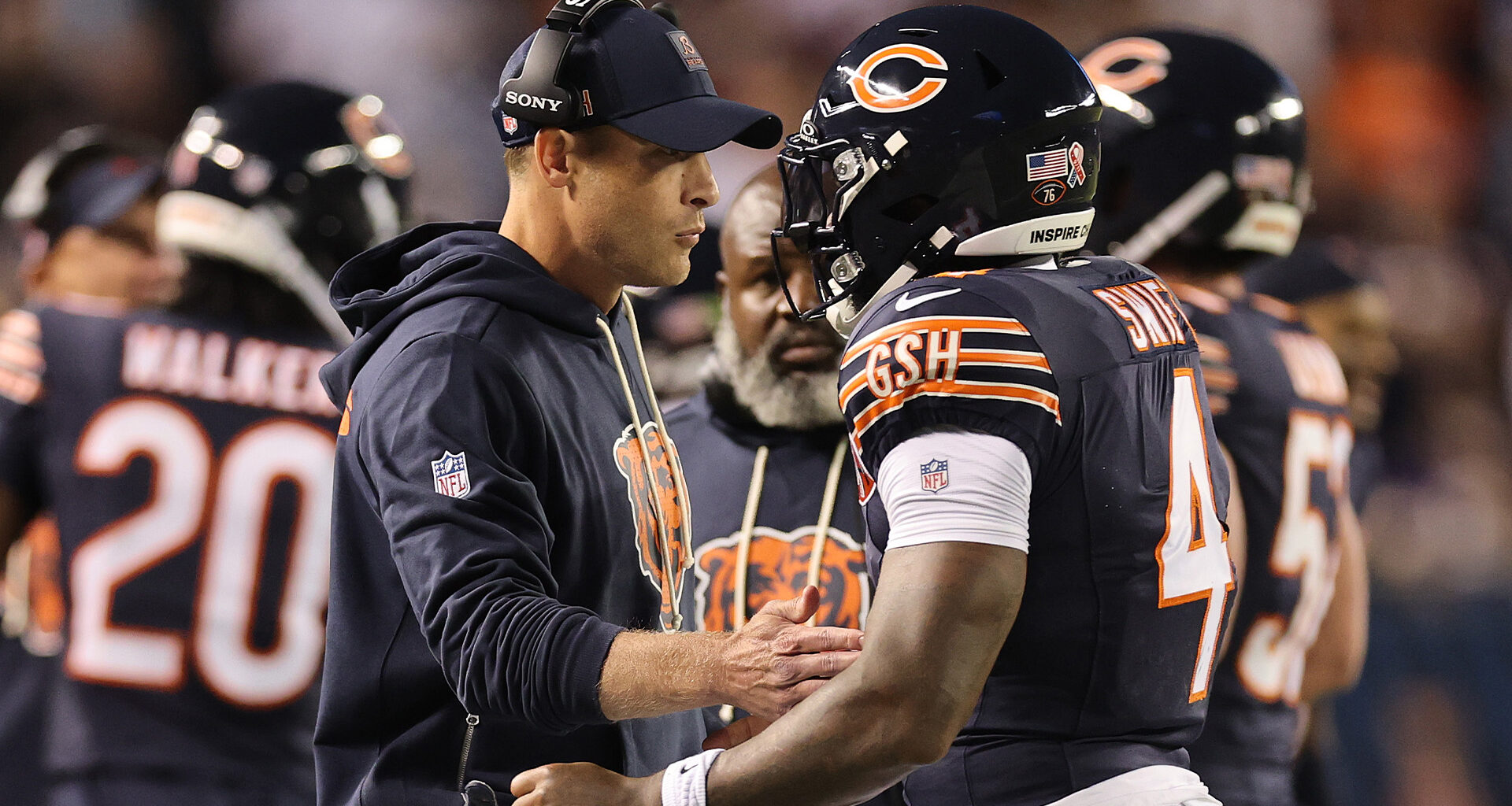 Bears practice report: What Ben Johnson, others are doing to fix run game