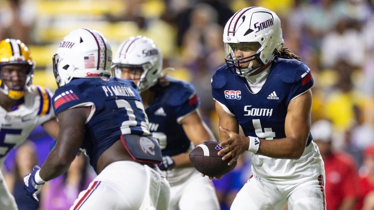 Model reveals college football picks, best bets for Tuesday, Oct. 14