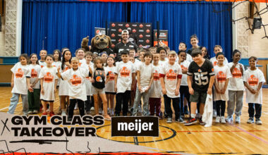 Browns hold 2nd Gym Class Takeover at Thoreau Park Elementary School