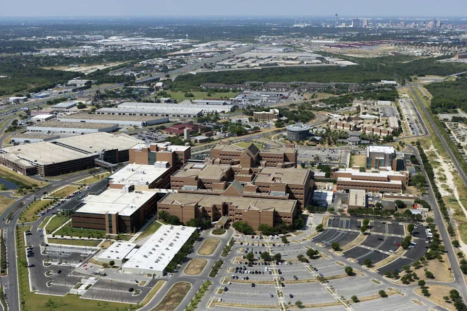 "The burn unit at BAMC treats primarily civilian patients," Trinity health care administration professor Mary Stefl says. "This is an example of wonderful cooperation between the military and civilian sector in ways that benefit both. It provides training for military doctors and clearly benefits the community." Trinity health care administration professor Mary Stefl (William Luther /Staff file photo)