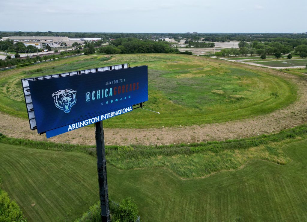 News on Soldier Field, move to Arlington Heights