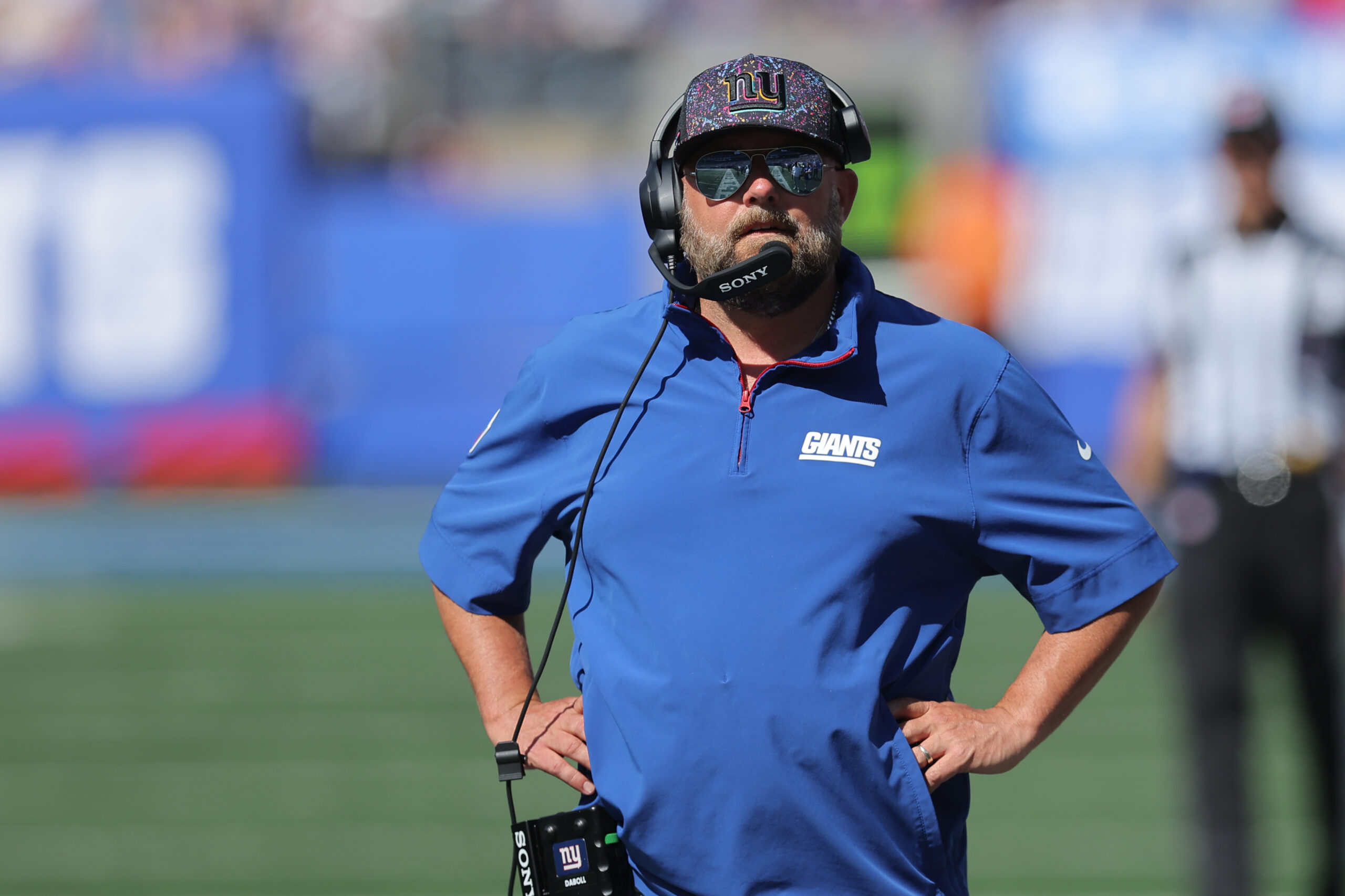 New York Giants Head Coach Brian Daboll looks on during the first quarter against the Los Angeles Chargers at MetLife Stadium.