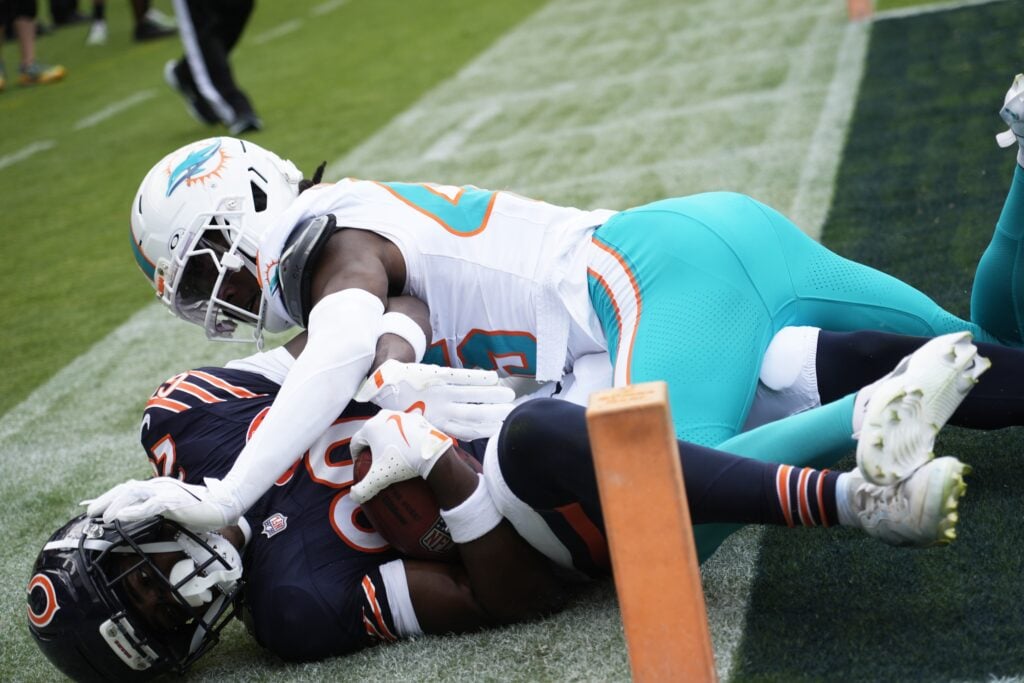 dolphins trade jaelan phillips