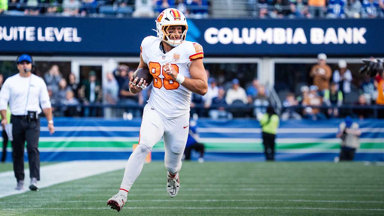 Could TE Cade Otton Ignite Offense as Bucs' X-Factor Again in 2025?