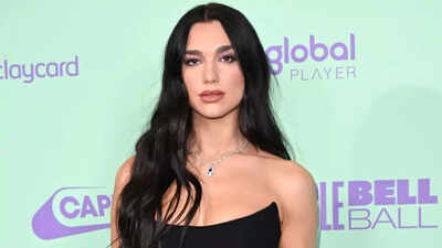 Dua Lipa brings NFL spirit to the stage with Cowboys Cheerleaders in dazzling Dallas performance