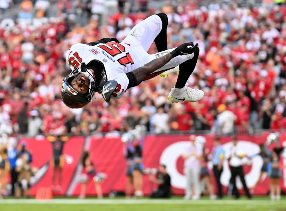 Tez Johnson celebrates his touchdown reception in the Buccaneers' win over the 49ers.