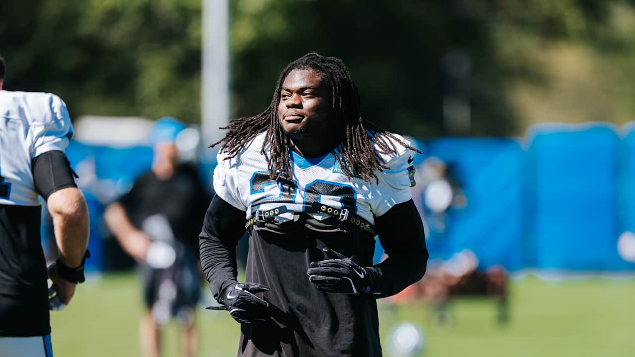 For DeeJay Dallas, playing all aspects of special teams brings out the "old-school football"