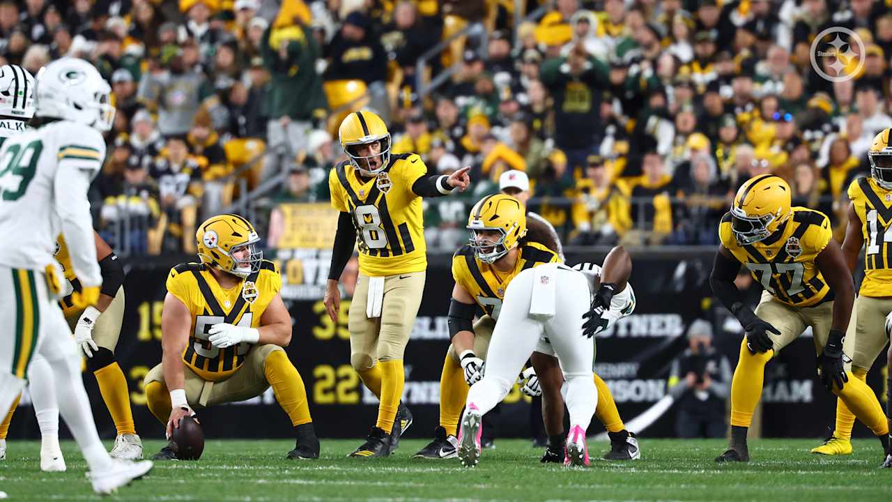 Steelers fall to Packers, 35-25