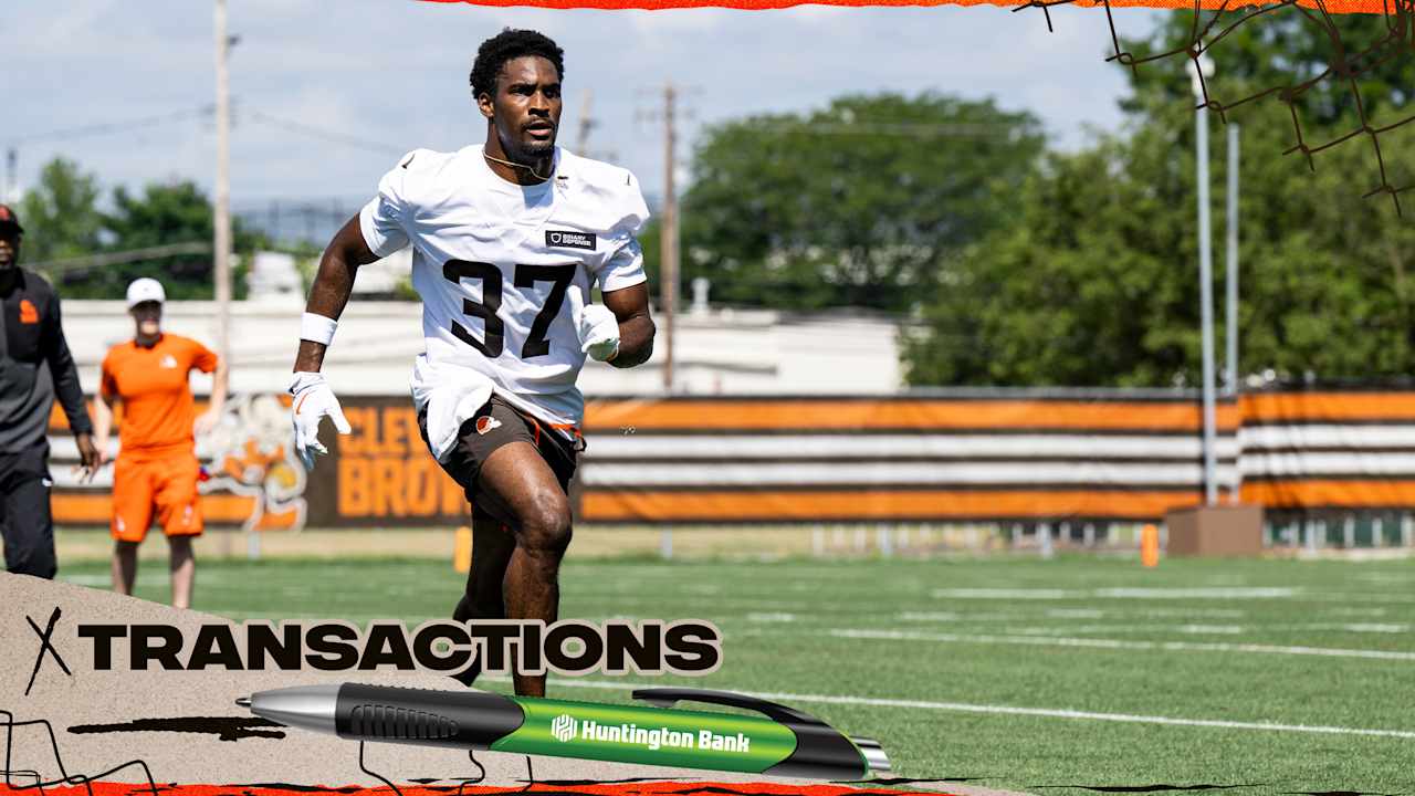 Browns sign CB Dom Jones to the active roster