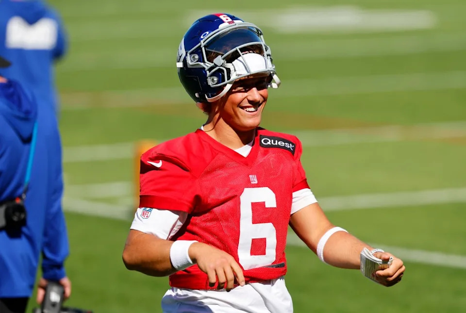 Jaxson Dart during Giants practice on Oct. 1, 2025. Noah K. Murray-NY Post