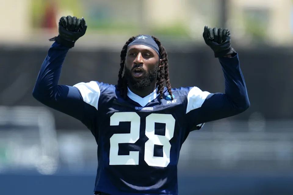 Jul 29, 2023; Oxnard, CA, USA; Dallas Cowboys safety Malik Hooker (28) during training camp at the River Ridge Fields. Mandatory Credit: Kirby Lee-USA TODAY Sports