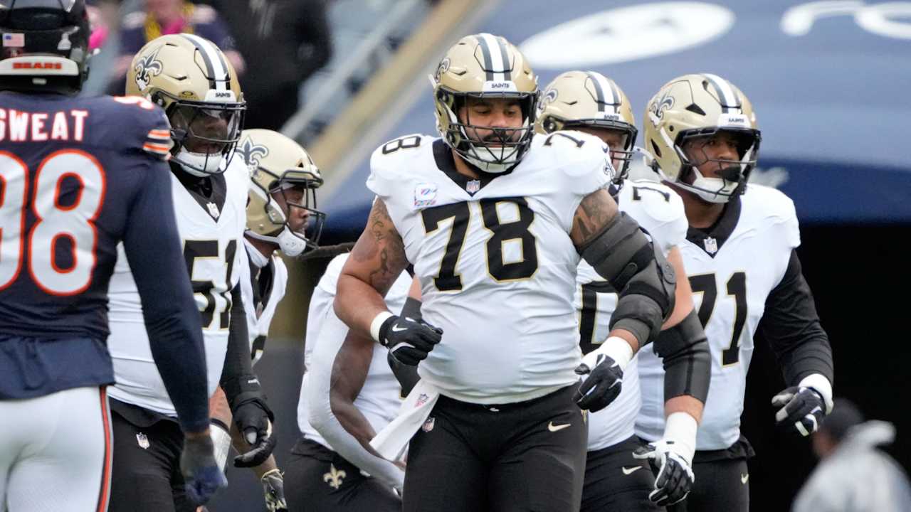 New Orleans Saints lose Erik McCoy, Kendre Miller to season-ending injuries