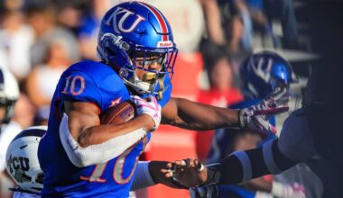 Jets swipe one of Seahawks’ Jayhawks