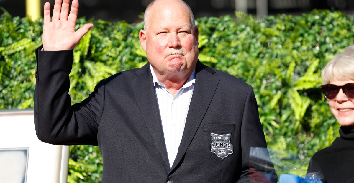 Seahawks greats Mike Holmgren, Chuck Knox nominated for Pro Football Hall of Fame 2026 class