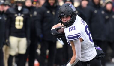 Patriots add rookie tight end to practice squad amid series of moves