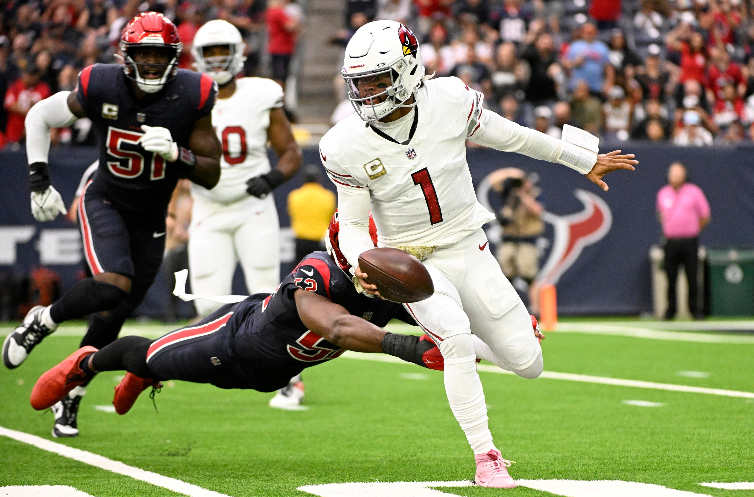 HOUSTON, TEXAS - NOVEMBER 19: Kyler Murray #1 of the Arizona Cardinals runs with the ball during the first half of a game against the Houston Texans at NRG Stadium on November 19, 2023 in Houston, Texas. (Photo by Logan Riely/Getty Images)