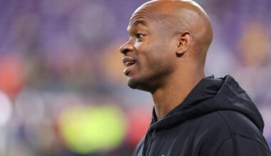 Ex-Vikings RB star Adrian Peterson arrested in Texas on DWI and gun charges