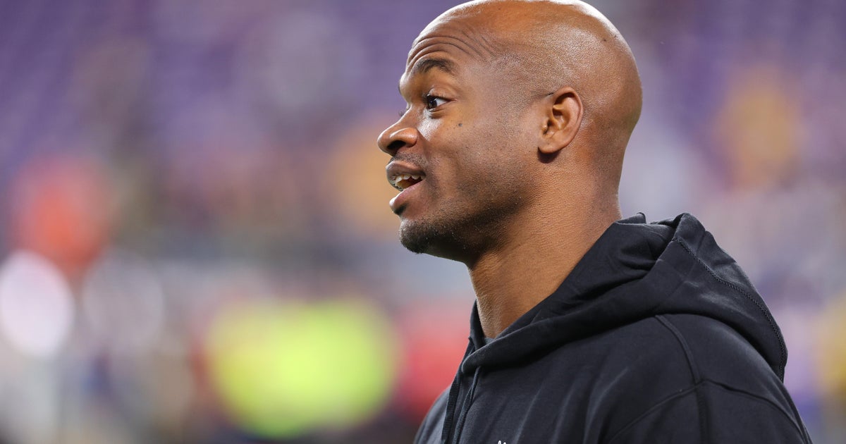 Ex-Vikings RB star Adrian Peterson arrested in Texas on DWI and gun charges