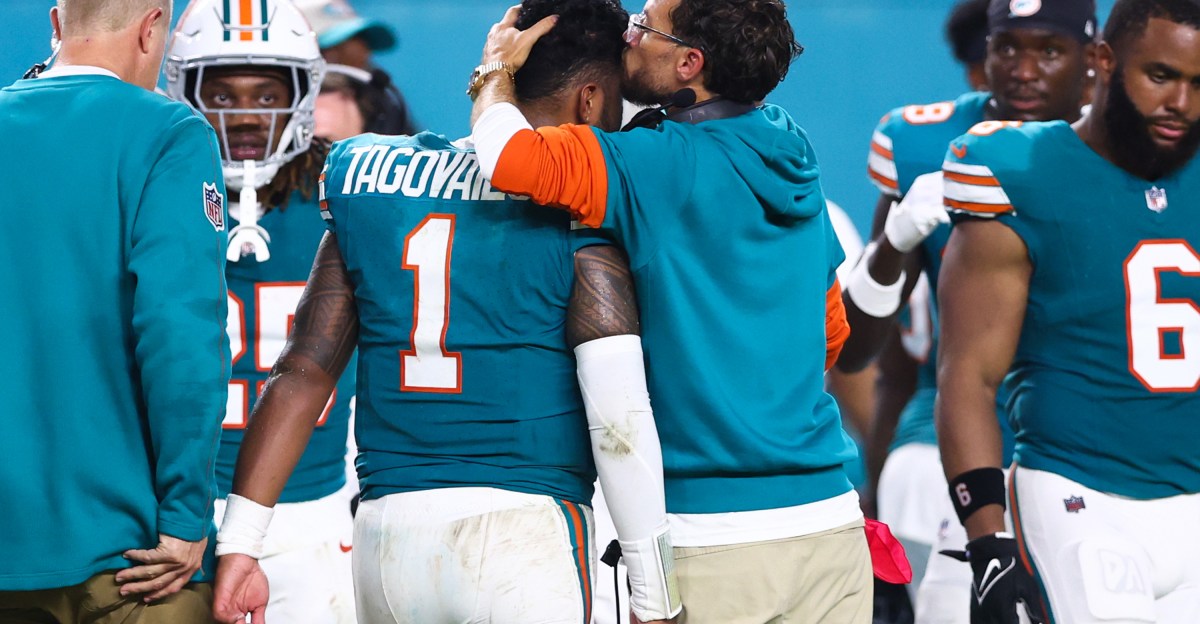 Browns betting odds: Cleveland opens as favorites in Week 7 game against Miami Dolphins