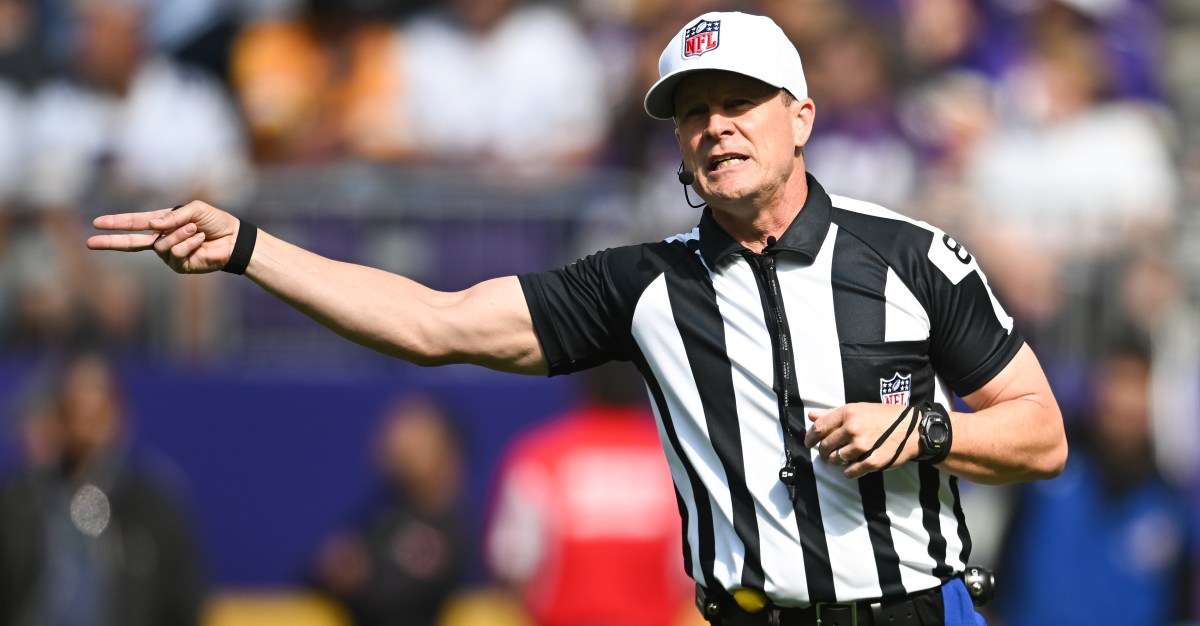 Bills vs. Patriots, Week 5 draws Shawn Hochuli referee crew