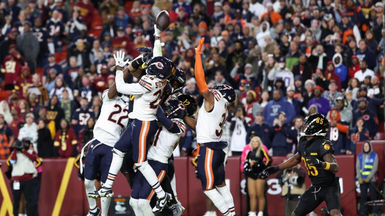Chicago Bears v Washington Commanders