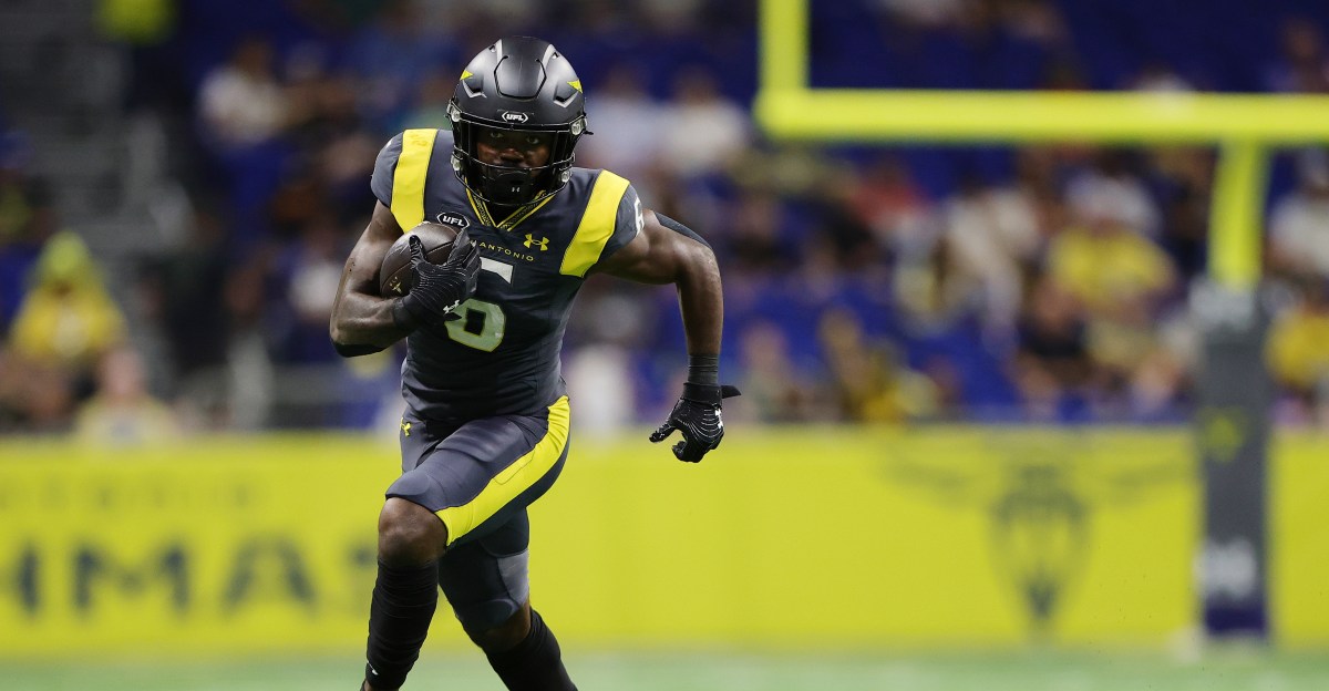 Patriots add running back to practice squad following Antonio Gibson injury