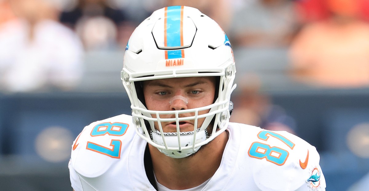 Miami Dolphins elevate two practice squad players for Week 8 versus Atlanta Falcons