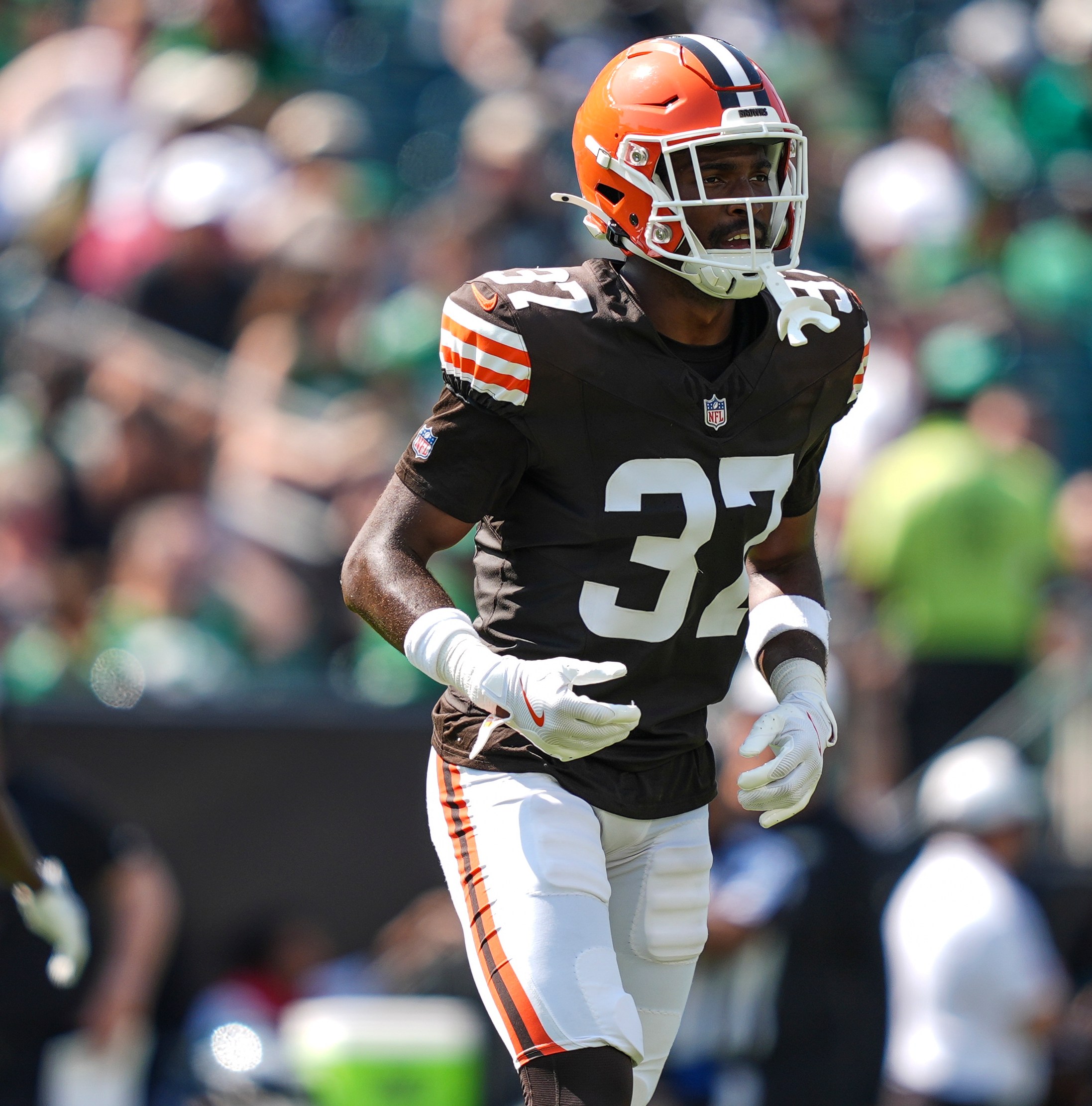 Browns fill roster spot left open after Joe Flacco trade