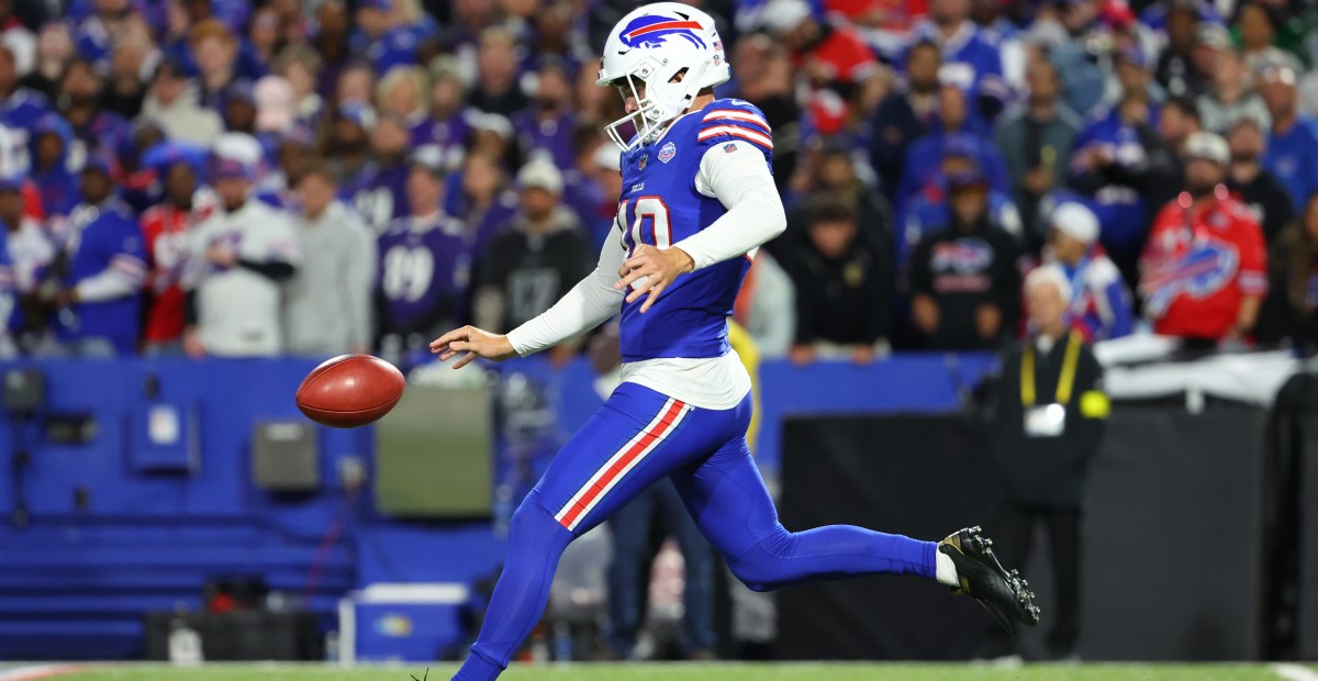 Raiders roster: Get to know punter Brad Robbins
