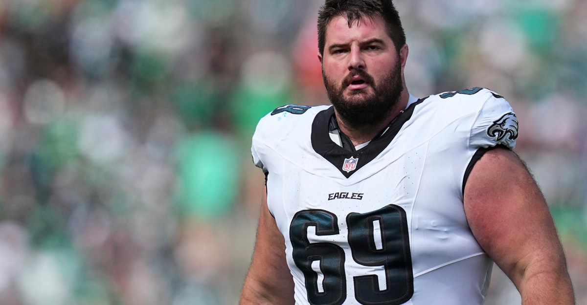 Eagles OG Landon Dickerson injured (again) in Week 5