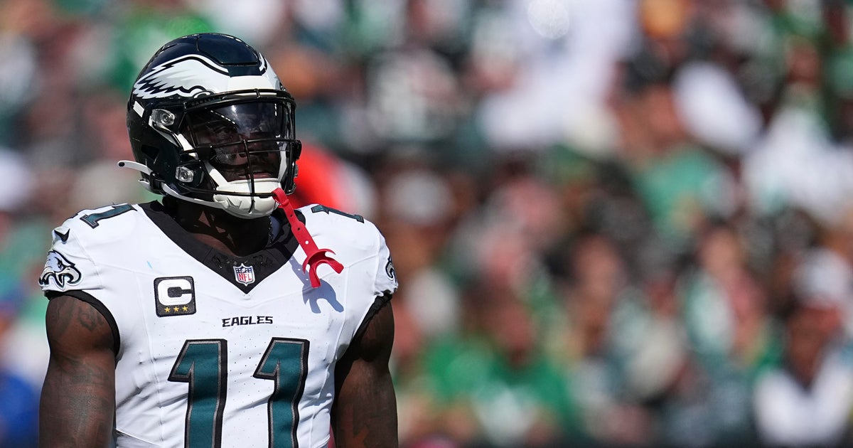 Eagles WR A.J. Brown clears air, says viral social media post wasn't about Jalen Hurts, Nick Sirianni