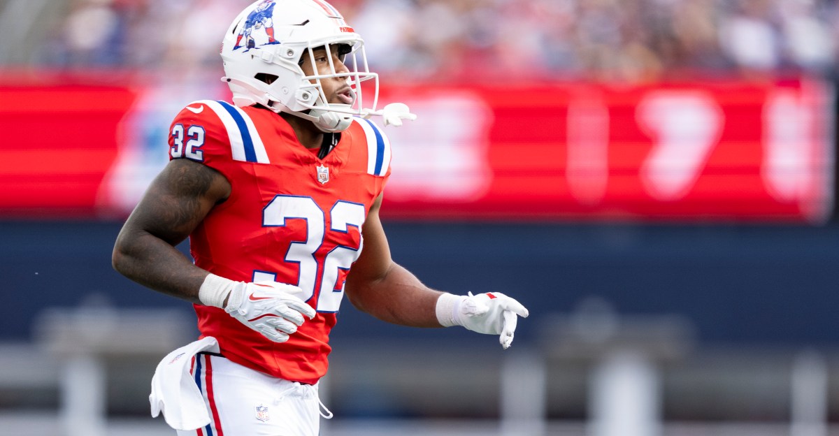 TreVeyon Henderson start or sit: Week 6 fantasy football advice