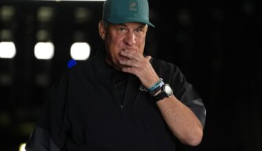 Vic Fangio talks Eagles cornerback situation, edge depth concerns