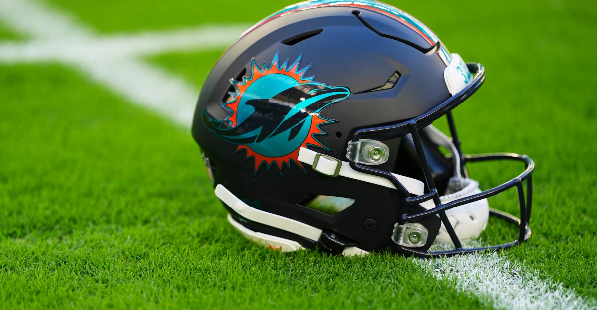 Dolphins fan confidence sky rockets following win over Jets and ahead of Panthers game