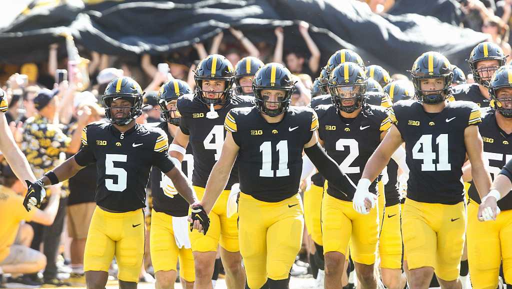 How to watch and stream Iowa football at Wisconsin
