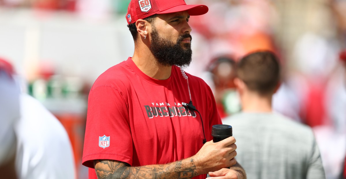 Evans returns to practice as the Bucs prepare for the Lions on MNF