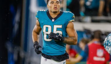 Jacksonville Jaguars Place Tight End Brenton Strange on Injured Reserve