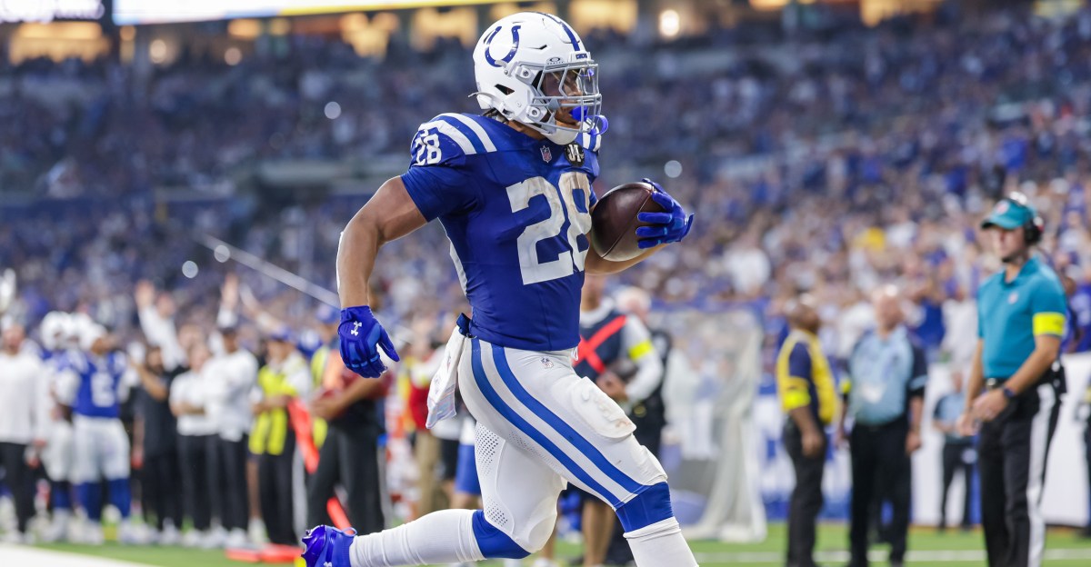 Chargers vs. Dolphins Game Preview: It’s time for Bolts to run wild